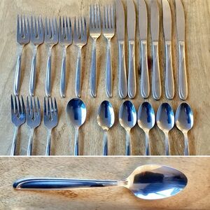 Oneida Early Sand Dune (Groove Side Down) Flatware 22 Pieces Forks Knives Spoons